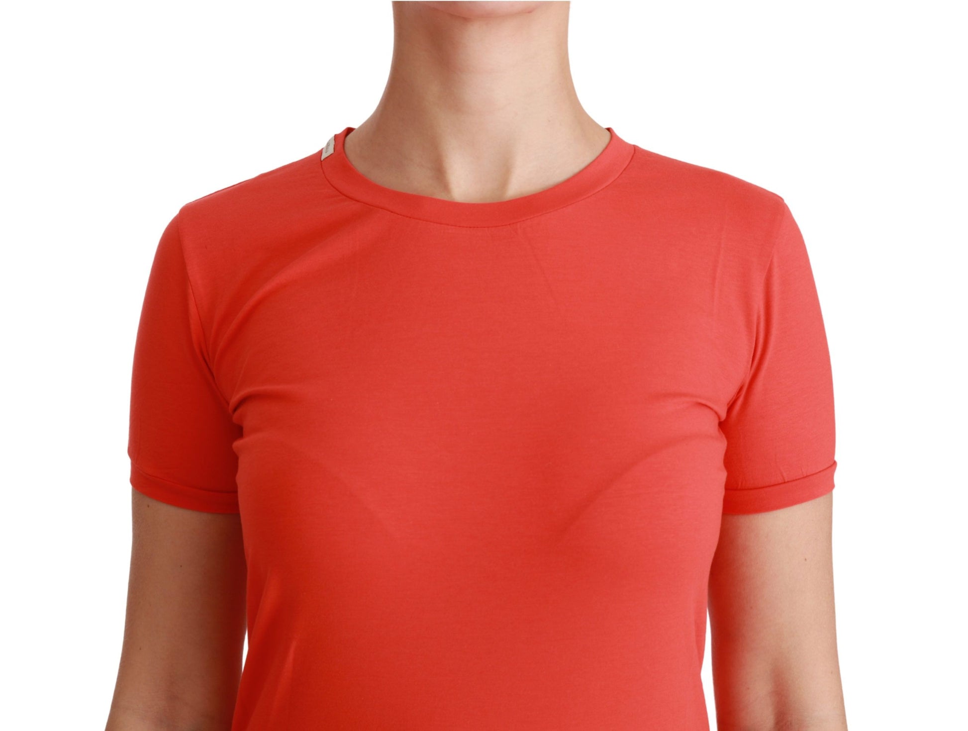 Elegante camiseta roja de manga corta con cuello redondo