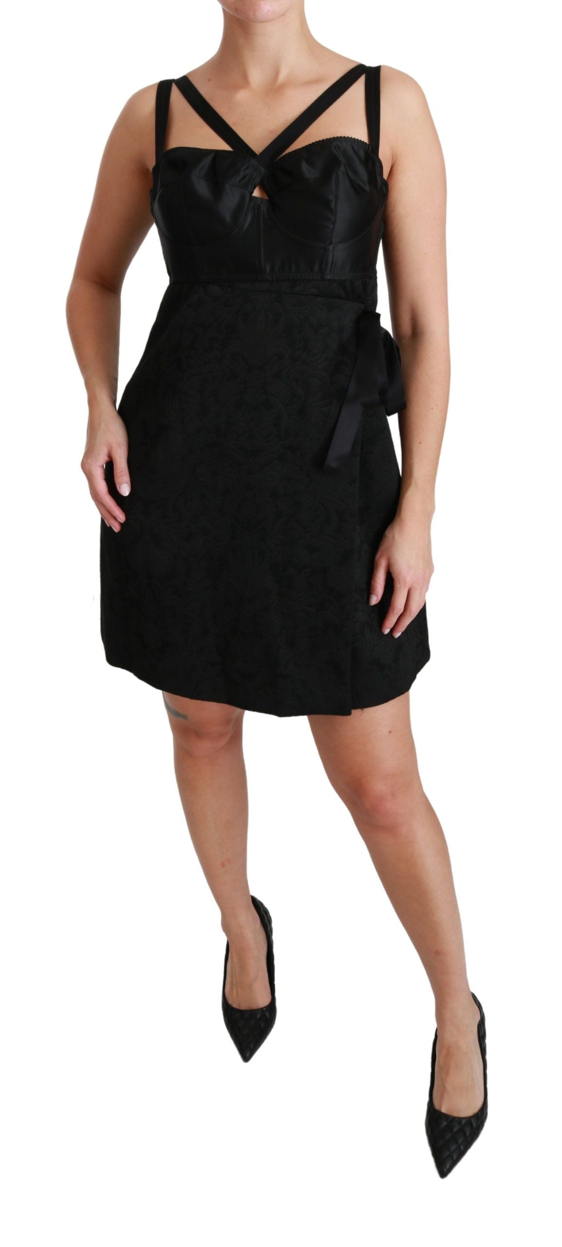 Elegante vestido tubo de jacquard negro