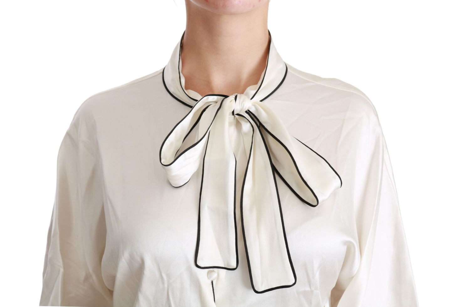 Elegante blusa de seda beige con pañuelo con lazo