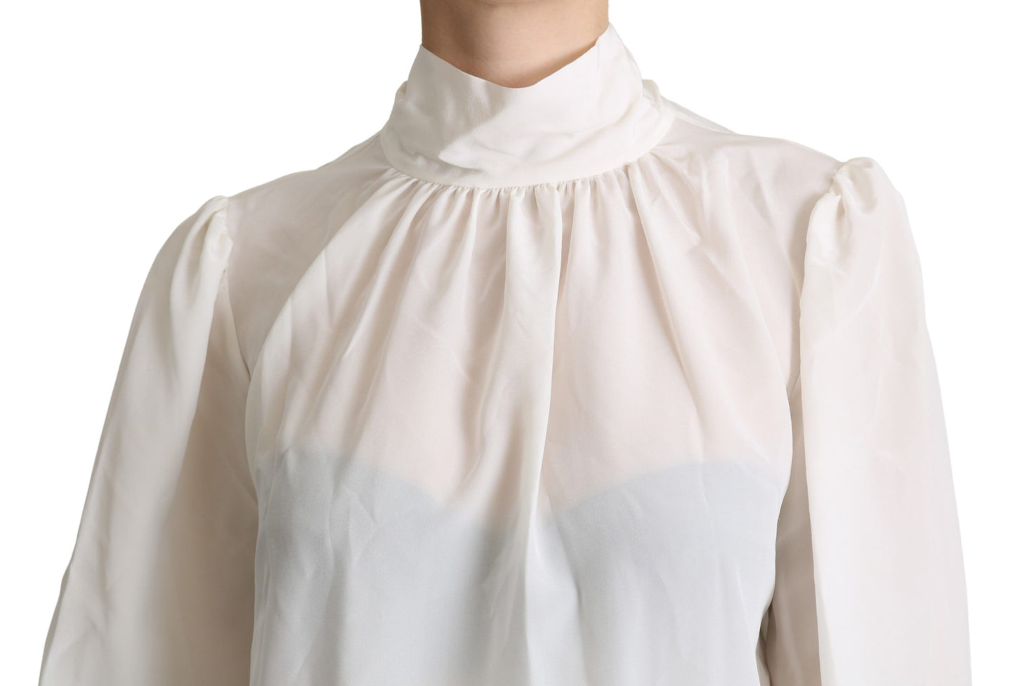 Blusa elegante con lazo de seda blanca