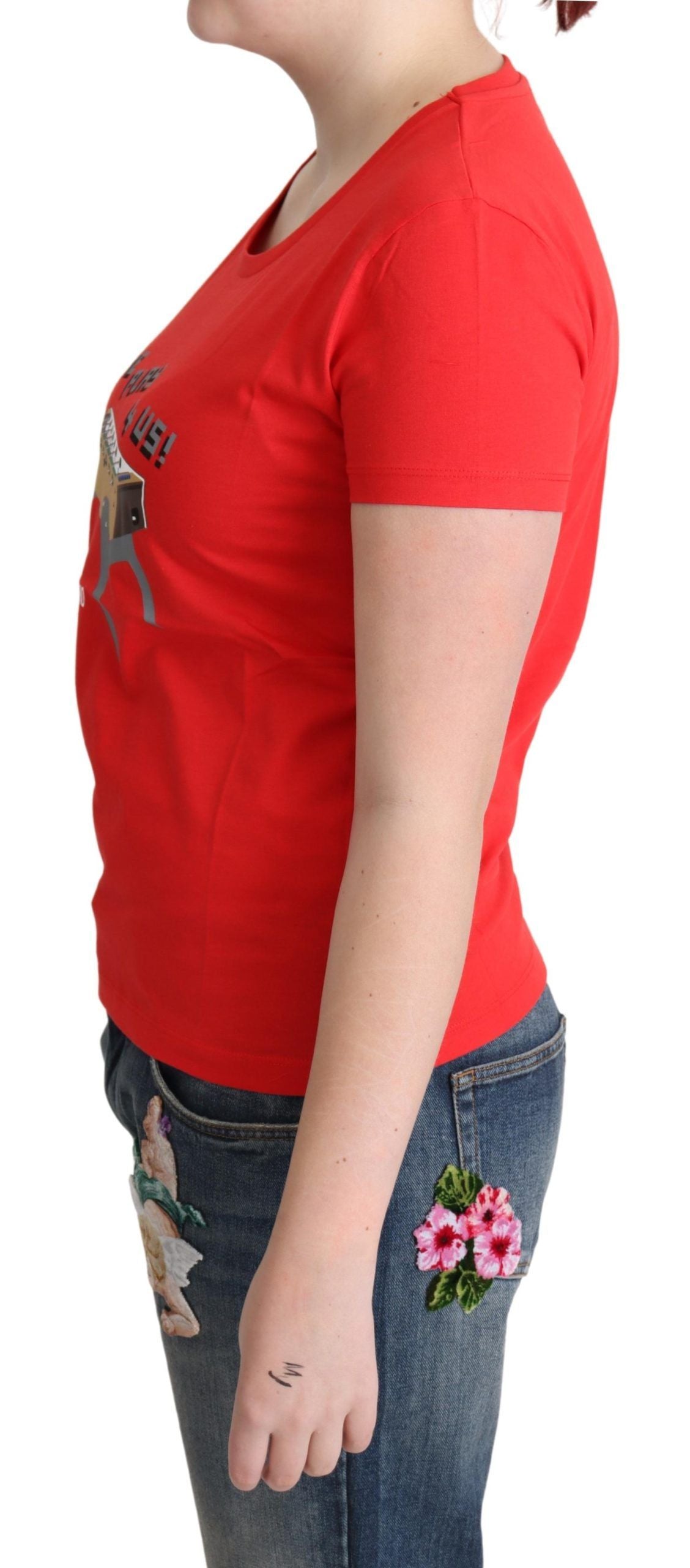 Elegante camiseta de algodón roja con estampado divertido