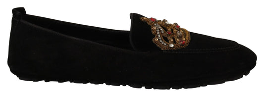 Elegantes mocasines de cuero negro con bordado dorado