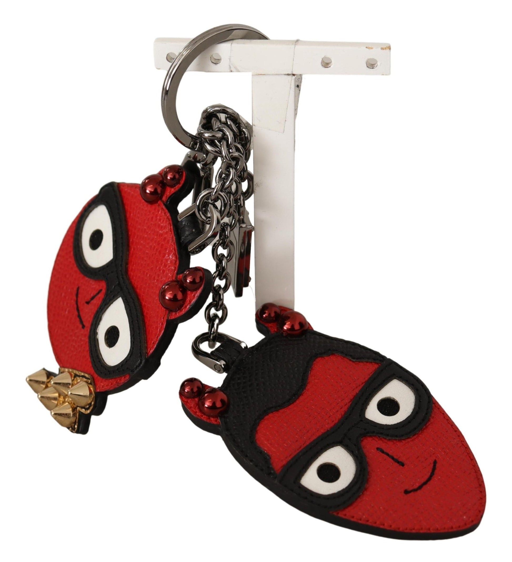 Elegante sleutelhanger van rood leer en messing