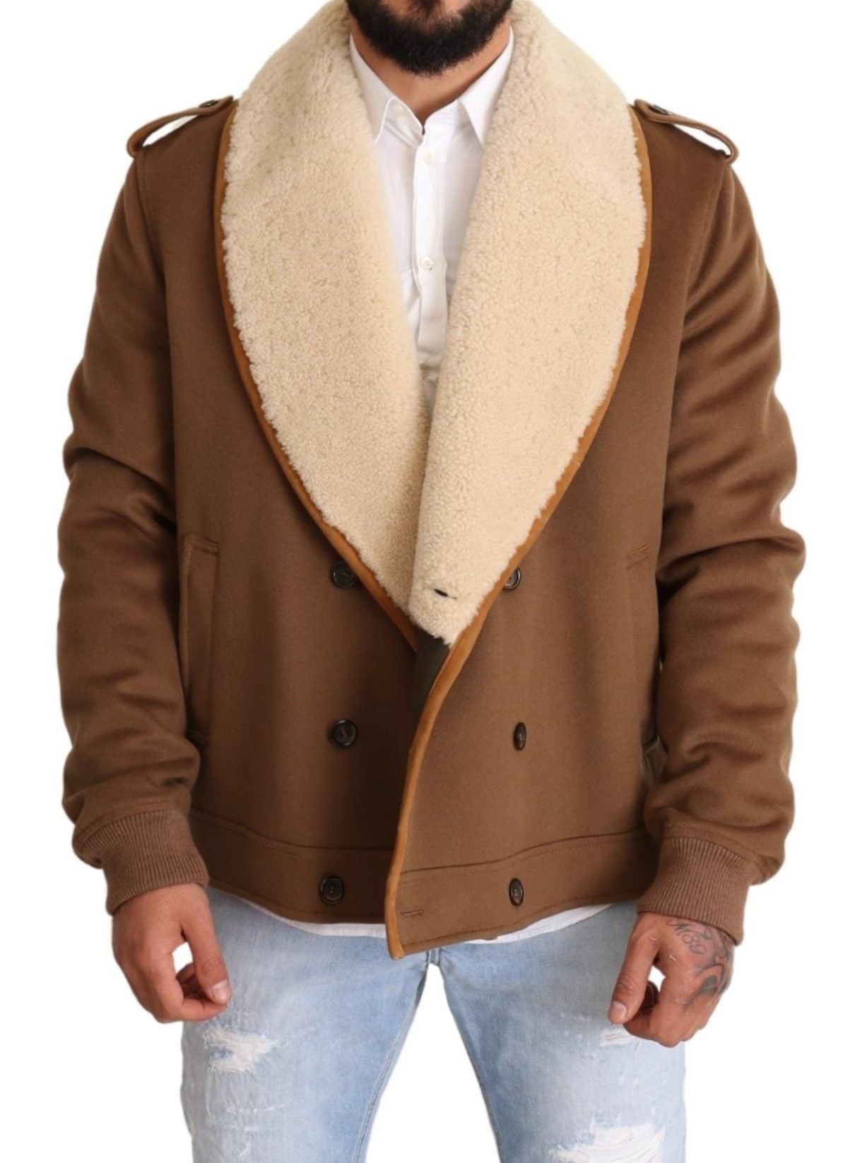 Elegante chaqueta de piel de oveja con doble botonadura