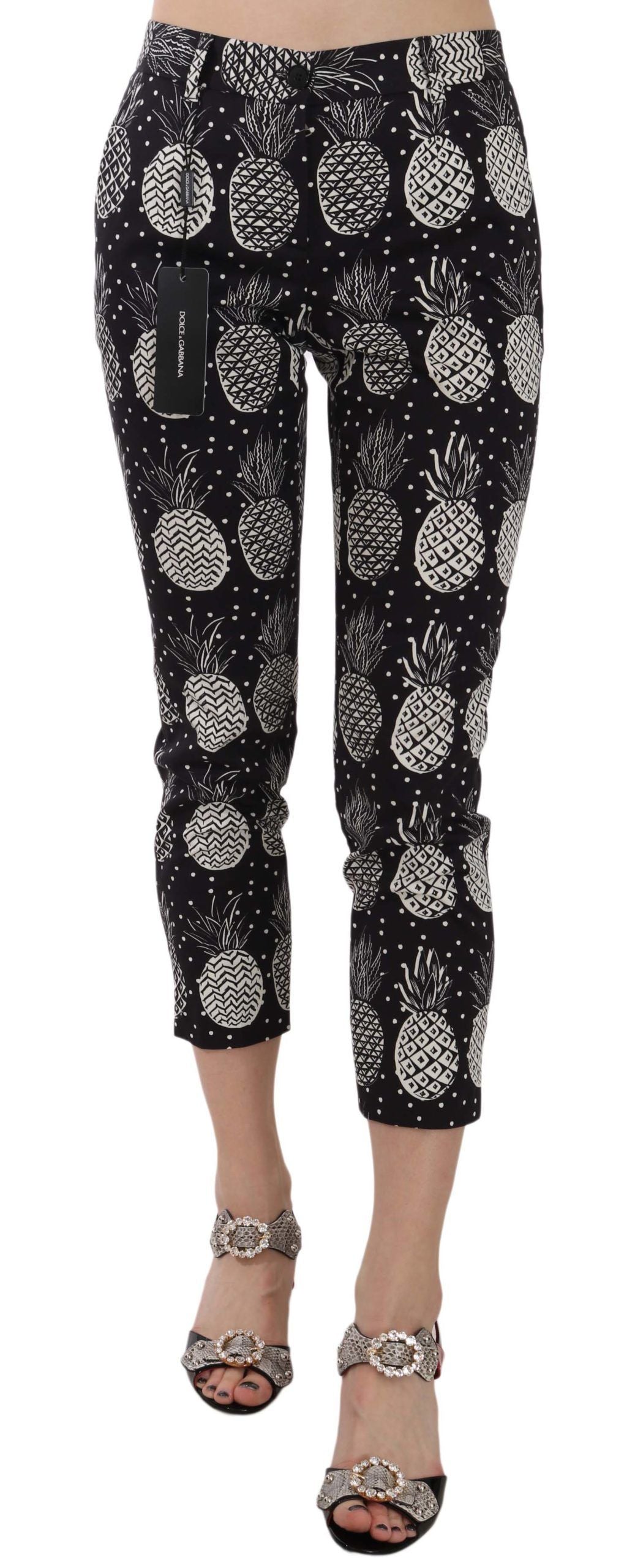 Pantalones capri ajustados con estampado de piña negro elegante