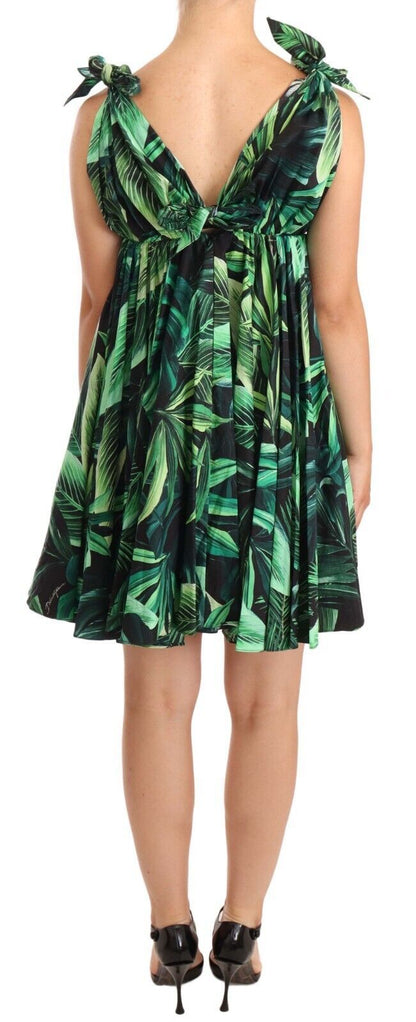 Elegante minivestido acampanado de corte A con estampado de hojas verdes