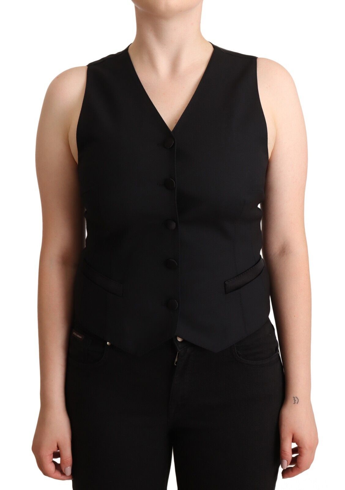 Elegante zwarte vesttop met knoopdetail