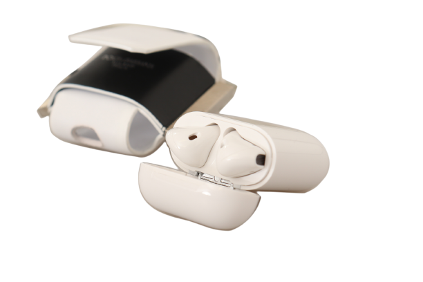 Chique leren Airpods-hoesje in zwart-wit