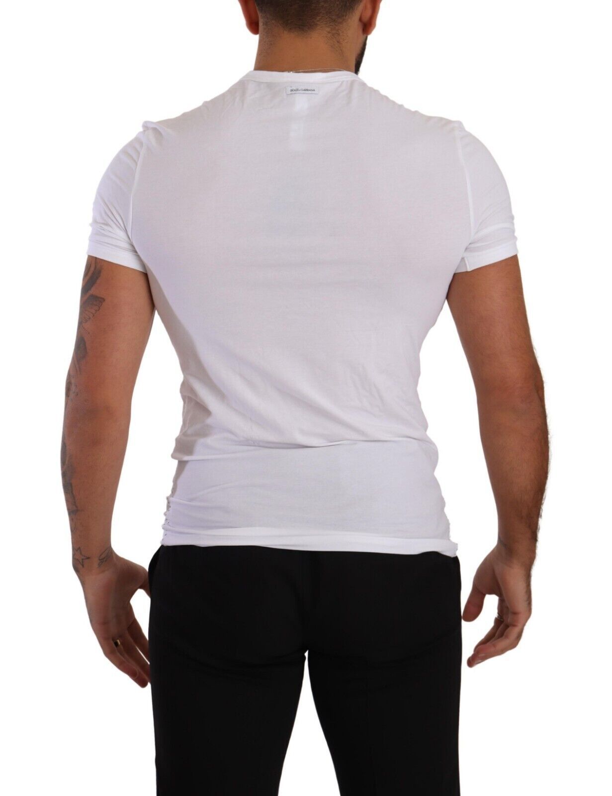 Elegante camiseta blanca con cuello redondo en mezcla de algodón