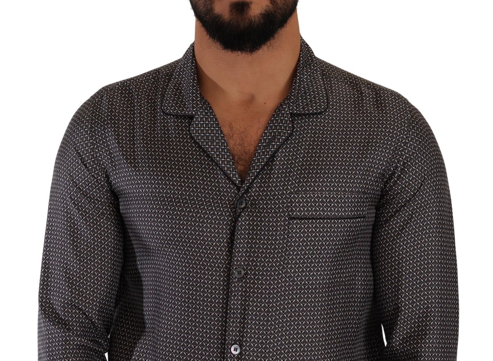 Camisa elegante de seda con botones