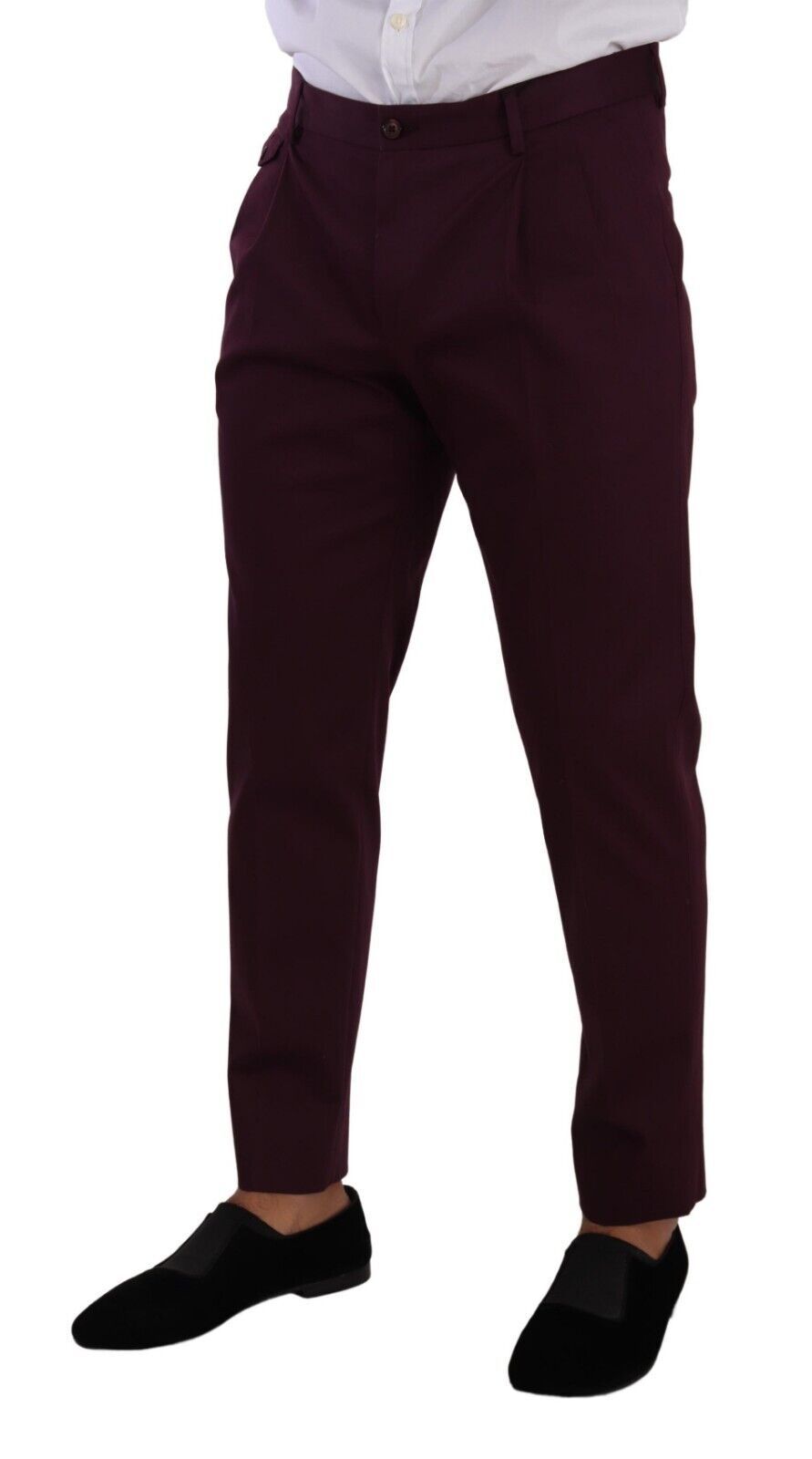 Chinos morados elegantes para el hombre moderno