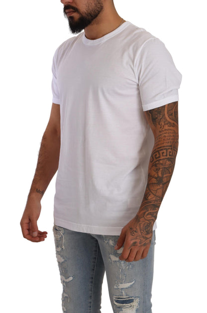 Camiseta elegante de algodón blanco con cuello redondo