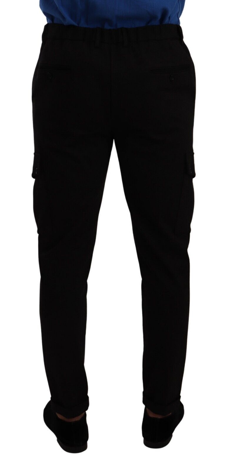 Elegantes pantalones cargo negros ajustados