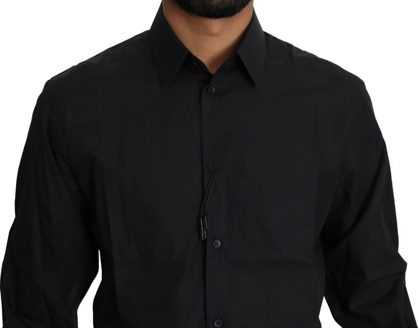 Camisa de vestir negra elegante y ajustada