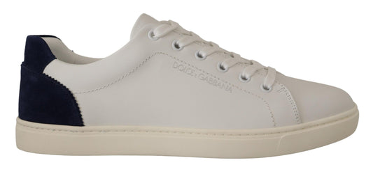 Elegante witte en blauwe lage lederen sneakers