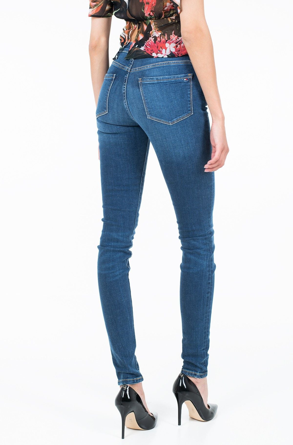 Elegant Blue Jegging-Fit Jeans