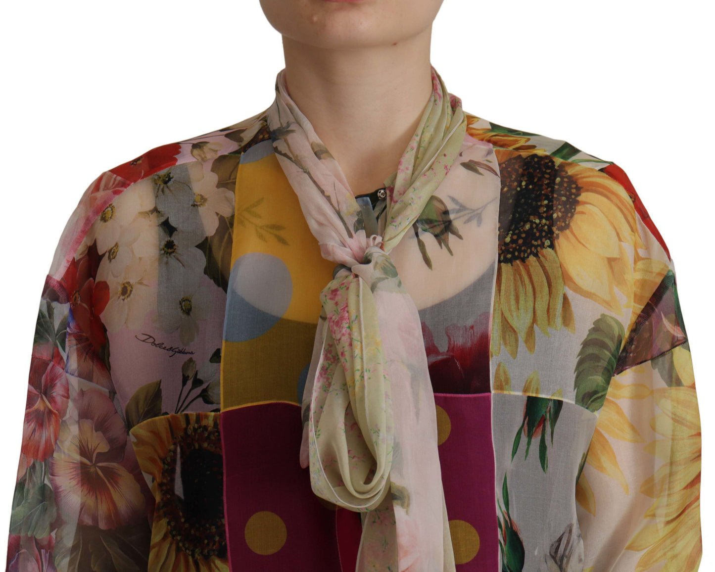 Blusa con cuello ascot de seda multicolor