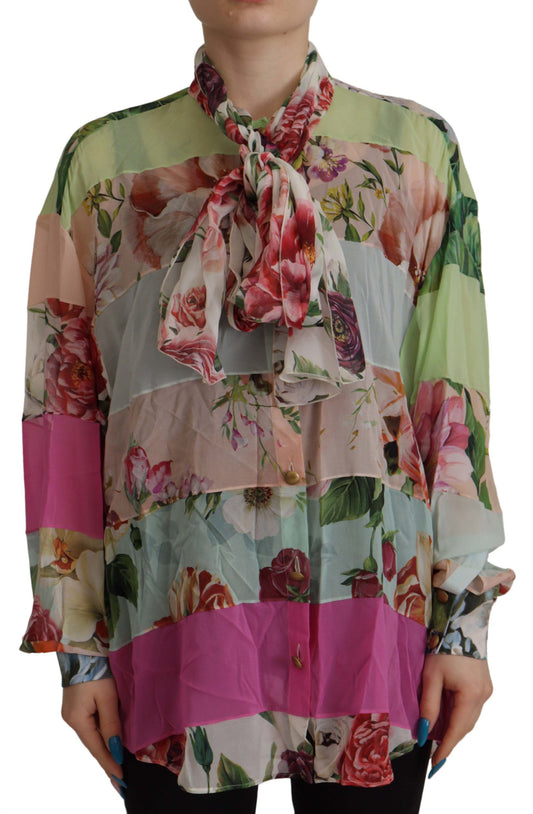 Blusa de seda elegante con patchwork floral