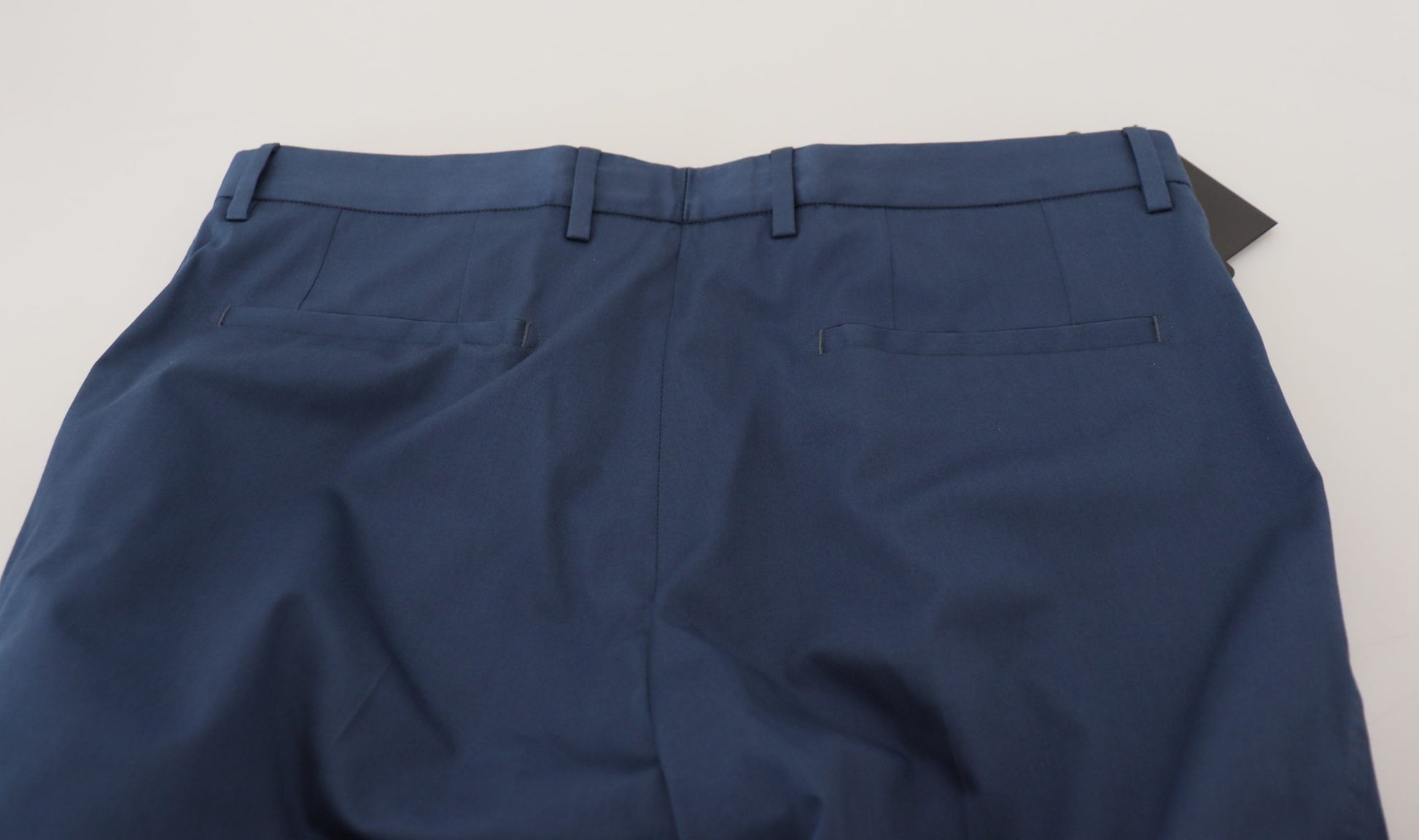 Chinos elegantes de corte slim en azul