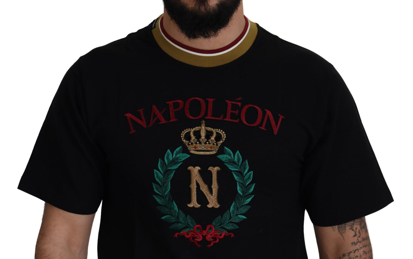 Camiseta icónica de algodón negra con cuello redondo