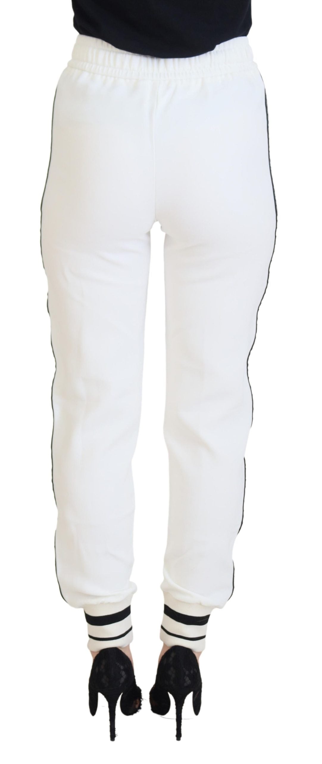 Pantalones deportivos blancos elegantes para mayor comodidad