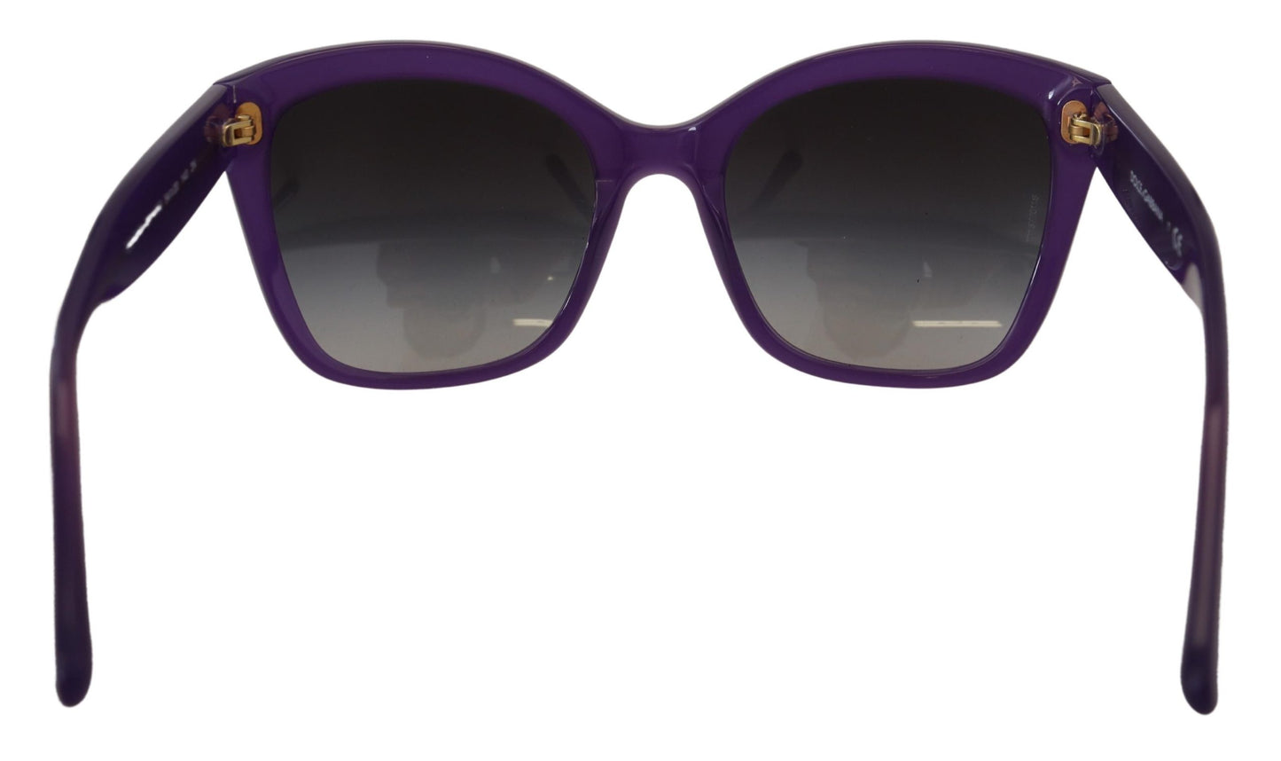 Elegantes gafas de sol con lentes degradados de color morado