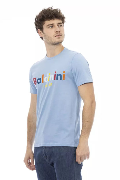 Elegante camiseta de manga corta azul claro