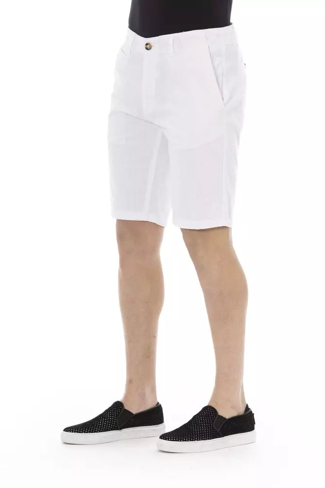 Bermudas blancas elegantes para hombre