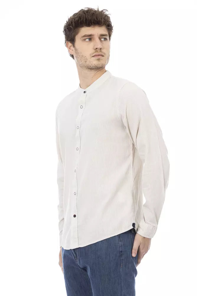 Camisa blanca elegante con cuello mandarín para hombre