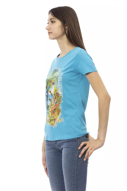 Elegant lichtblauw T-shirt met chique print op de voorkant