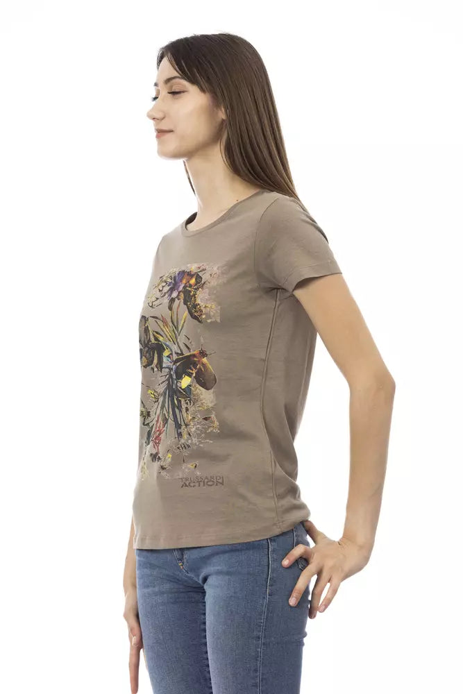 Elegante camiseta marrón con estampado frontal elegante