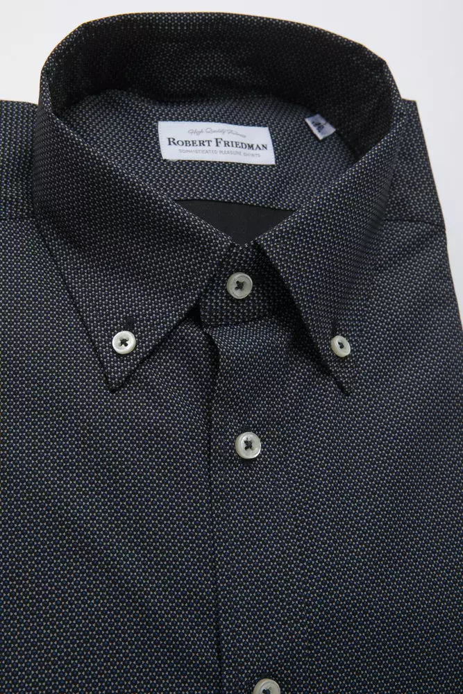 Elegante camisa negra con botones de algodón