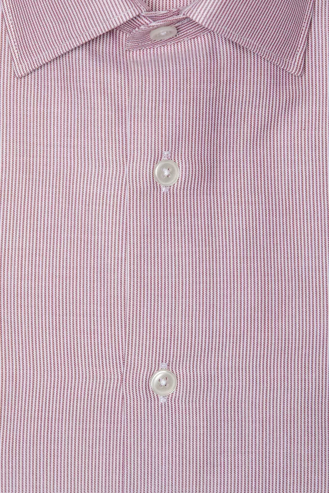 Camisa elegante de algodón rosa con cuello ajustado