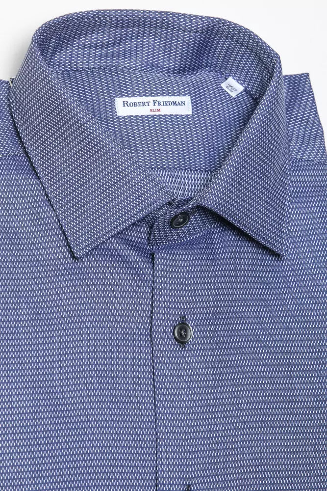 Camisa elegante de algodón azul con cuello ajustado