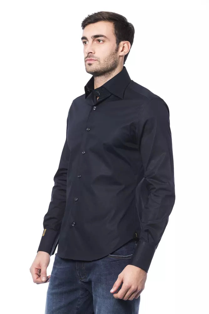 Elegante camisa azul con monograma para hombre