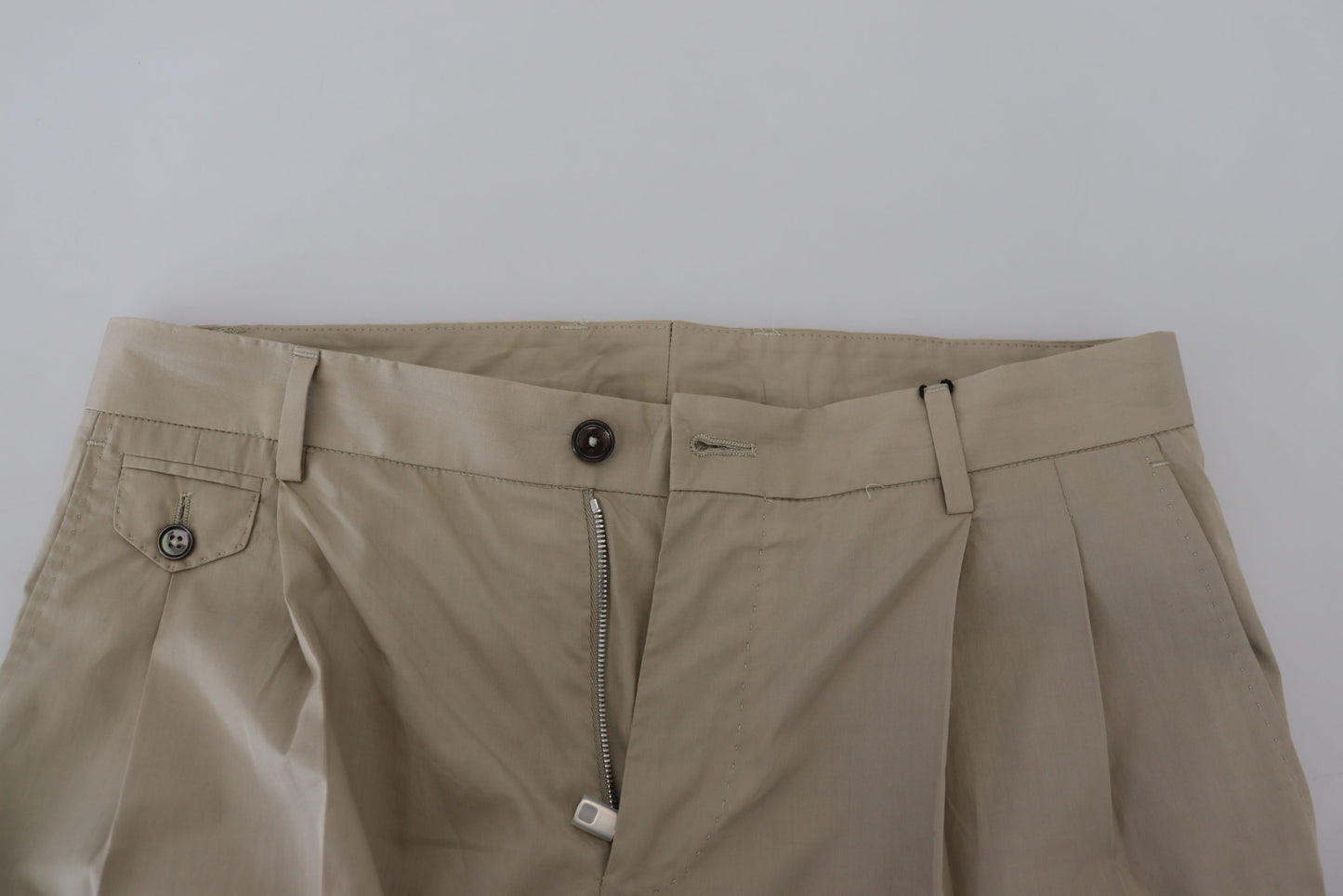 Impresionantes pantalones de algodón italiano beige