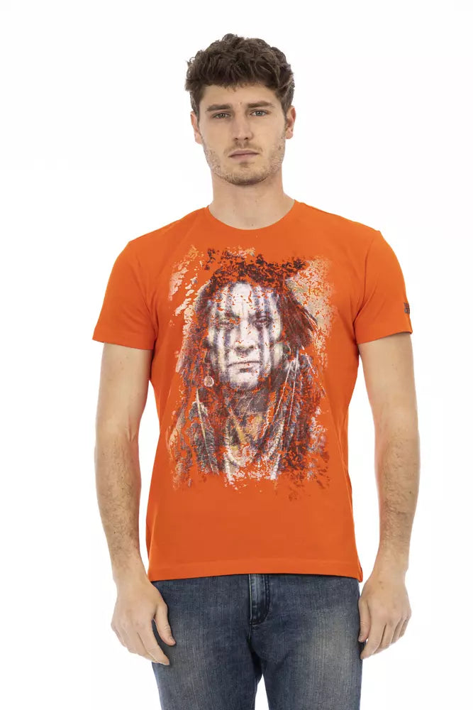 Elegante camiseta naranja de manga corta con estampado frontal