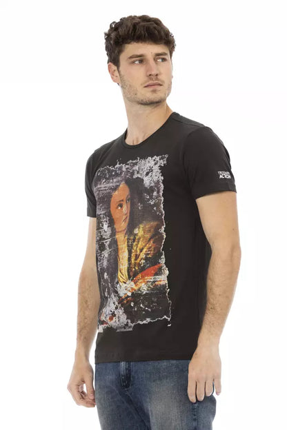 Camiseta elegante con estampado negro: elegancia informal redefinida