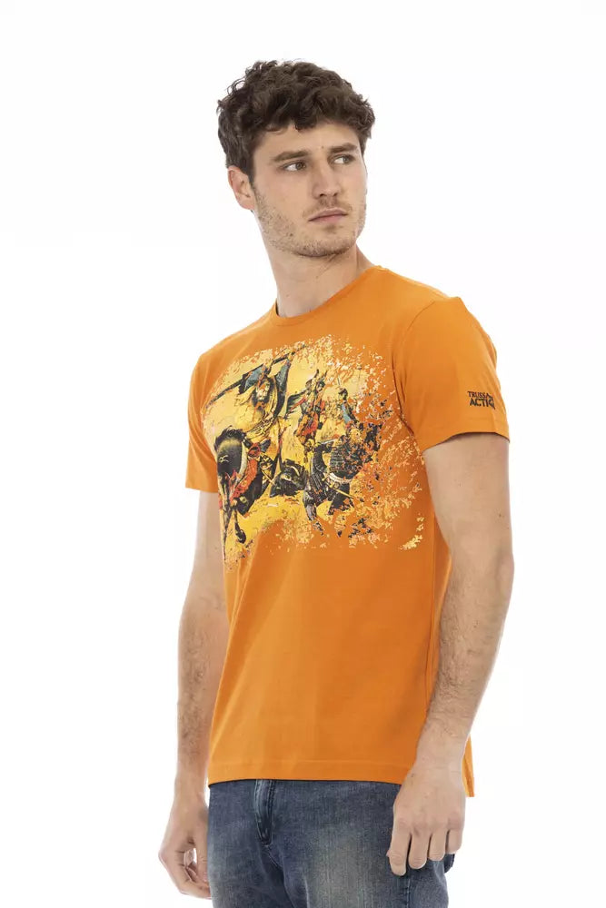 Camiseta naranja elegante de manga corta con cuello redondo