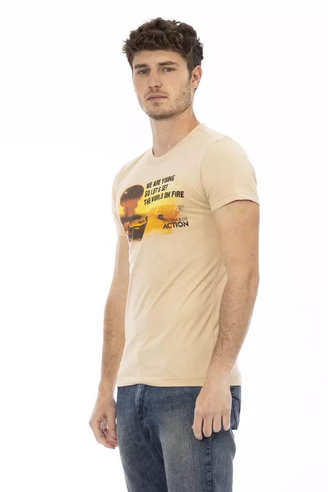 Verhoogd beige T-shirt met korte mouwen en chique print op de voorkant