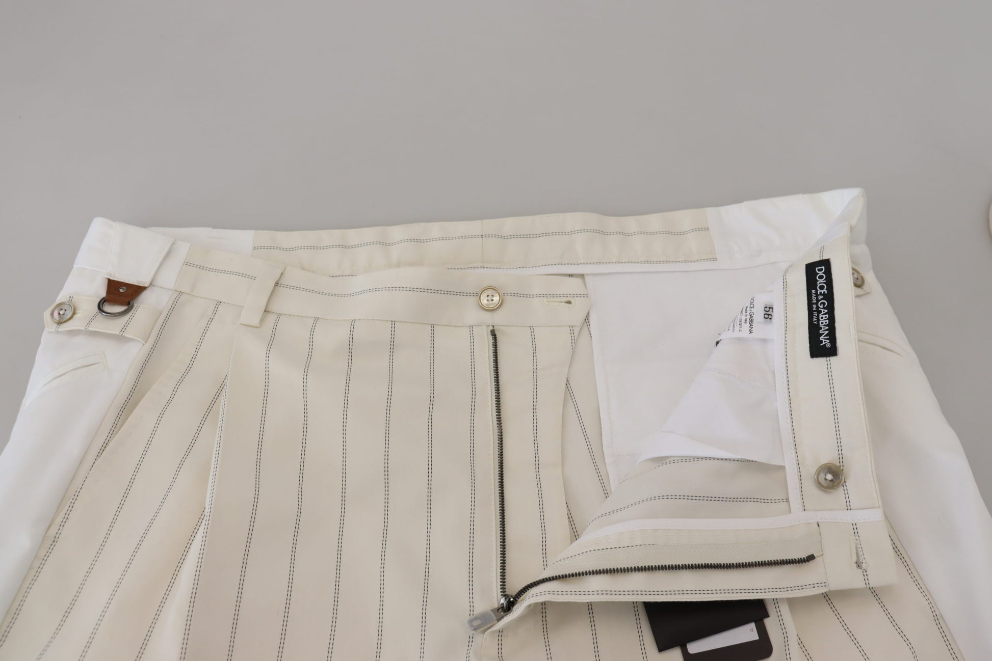 Pantalones MainLine elegantes a rayas blancas