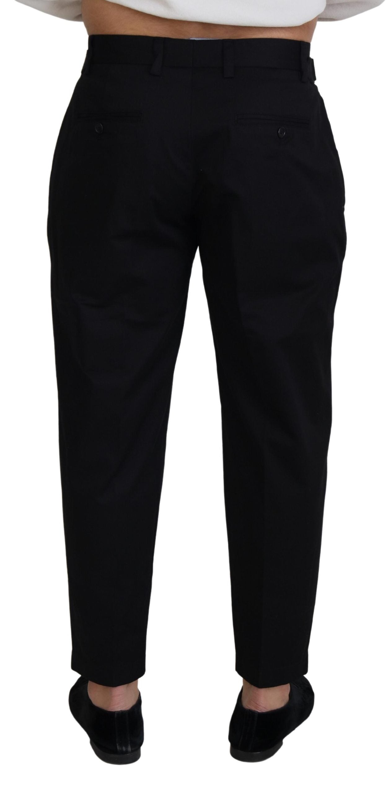 Elegantes pantalones negros de diseño italiano con hebilla lateral