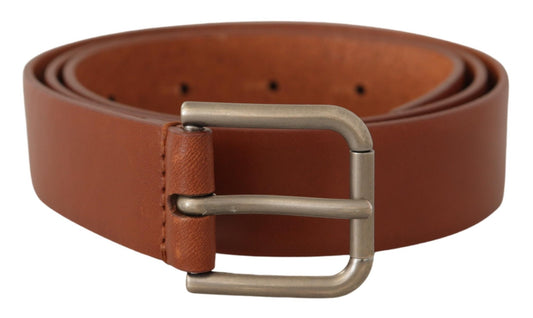 Elegante leren riem met metalen gesp