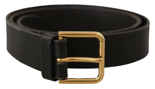 Elegant Leather Belt with Metal Buckle