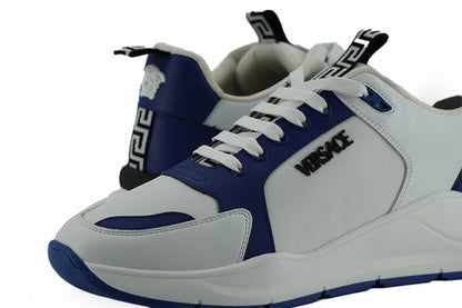 Elegante blauwe en witte lederen sneakers