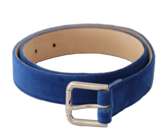 Elegante fluwelen riem met metalen logo