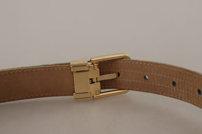 Elegante lichtblauwe leren riem met gouden gesp