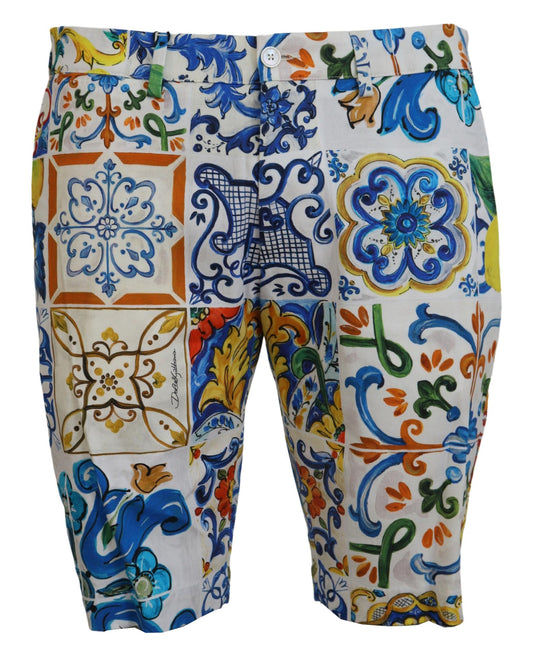 Casual chinoshorts met Majolica-print