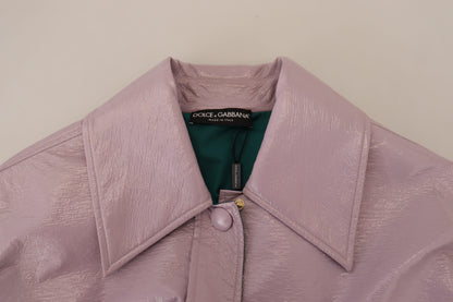 Elegante chaqueta corta morada: una declaración de estilo