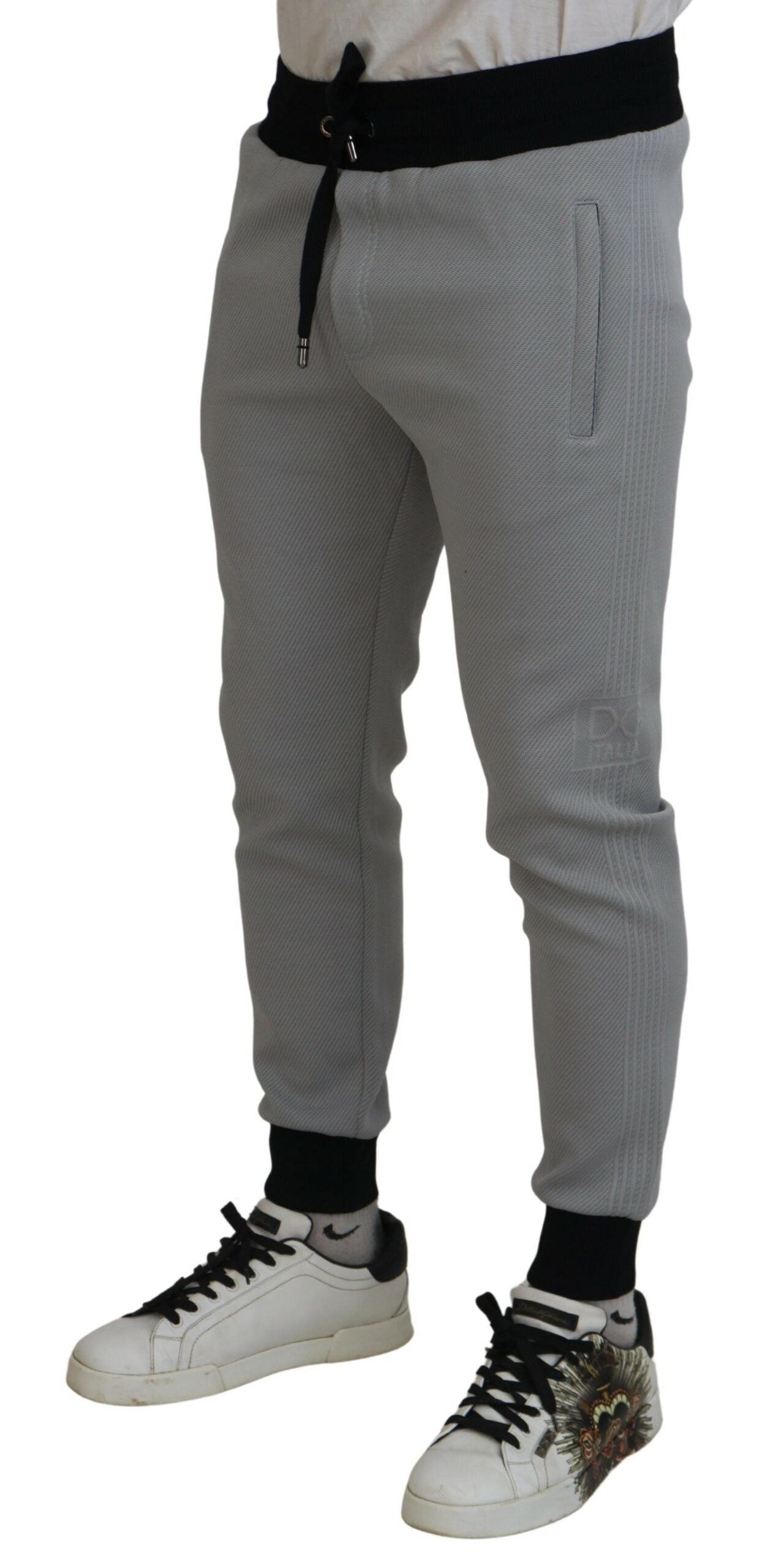 Pantalones jogger grises elegantes